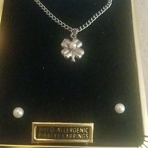 Vintage Crystal Concepts necklace set PM 539